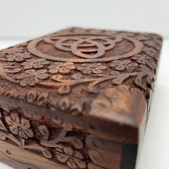 Triquetra Celtic Floral Hand Carved Wooden Trinket Keepsake Box Gemstones - Picture 6 of 16